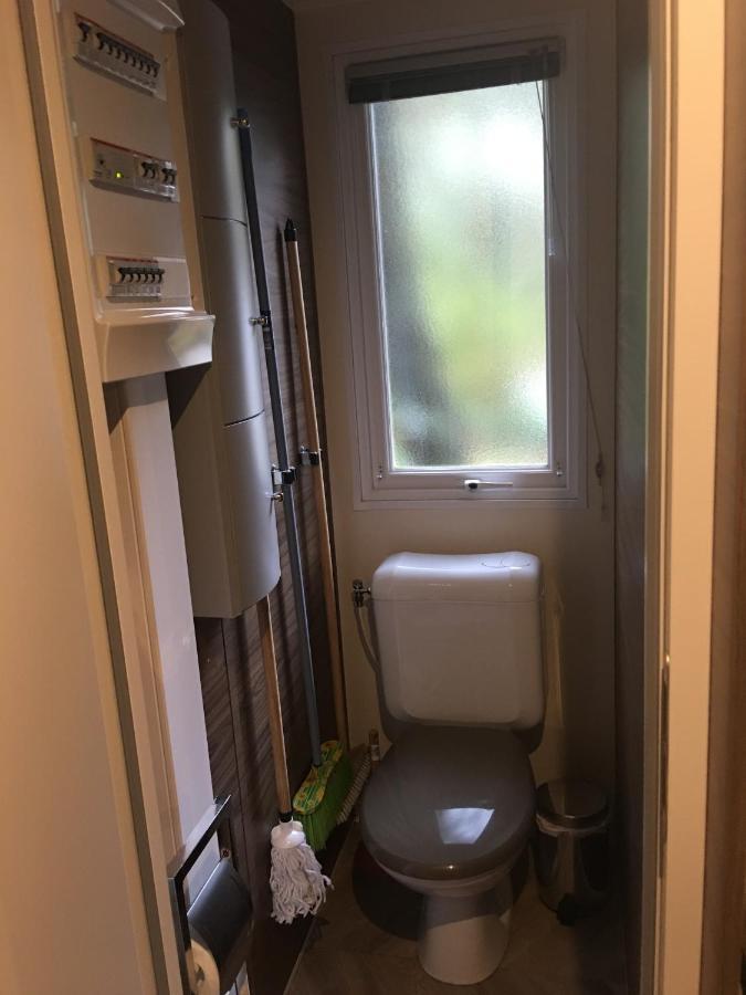 Mobilhome Familial 6 A 7 P 3 Chambres 42 M2 Saint Brevin Les Pierres Couchees Exteriér fotografie