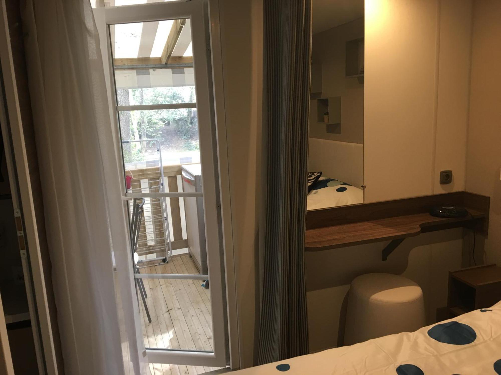 Mobilhome Familial 6 A 7 P 3 Chambres 42 M2 Saint Brevin Les Pierres Couchees Exteriér fotografie