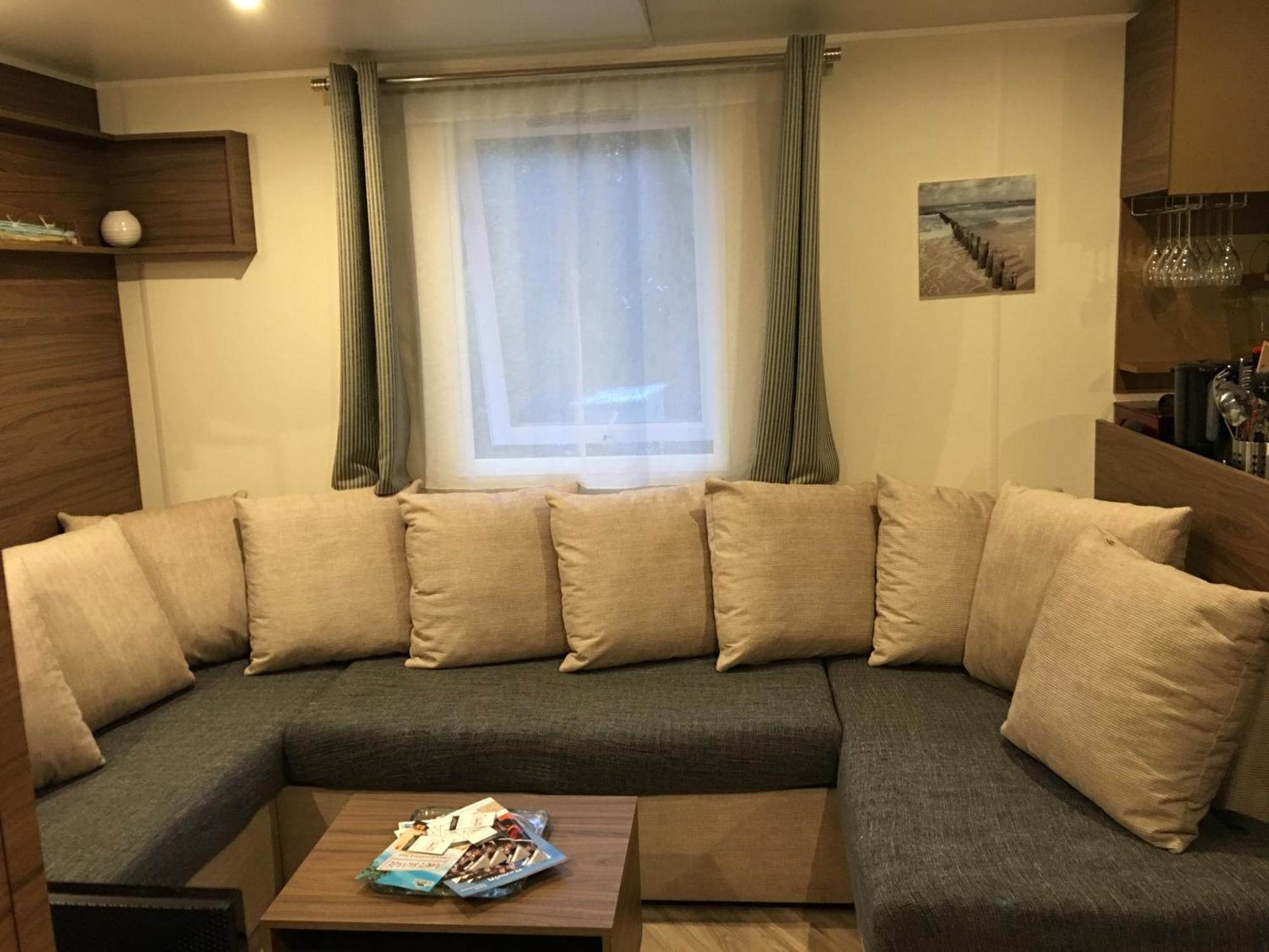 Mobilhome Familial 6 A 7 P 3 Chambres 42 M2 Saint Brevin Les Pierres Couchees Exteriér fotografie